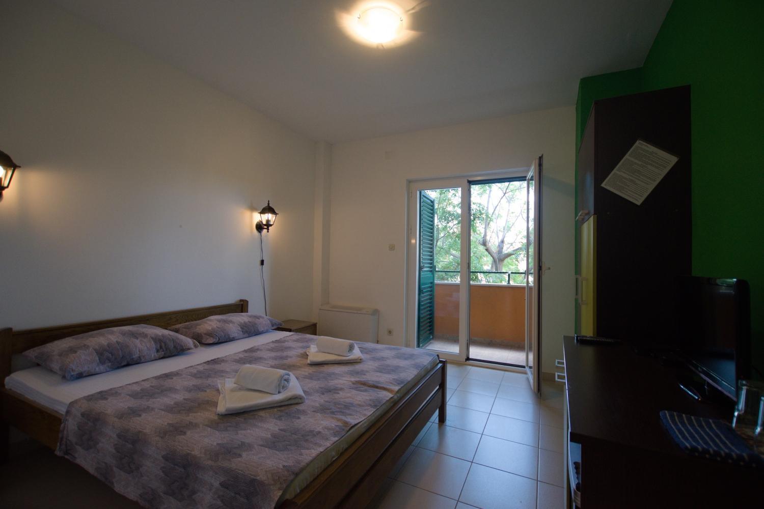 Hotel Pansion Hrga Vodice Exterior foto