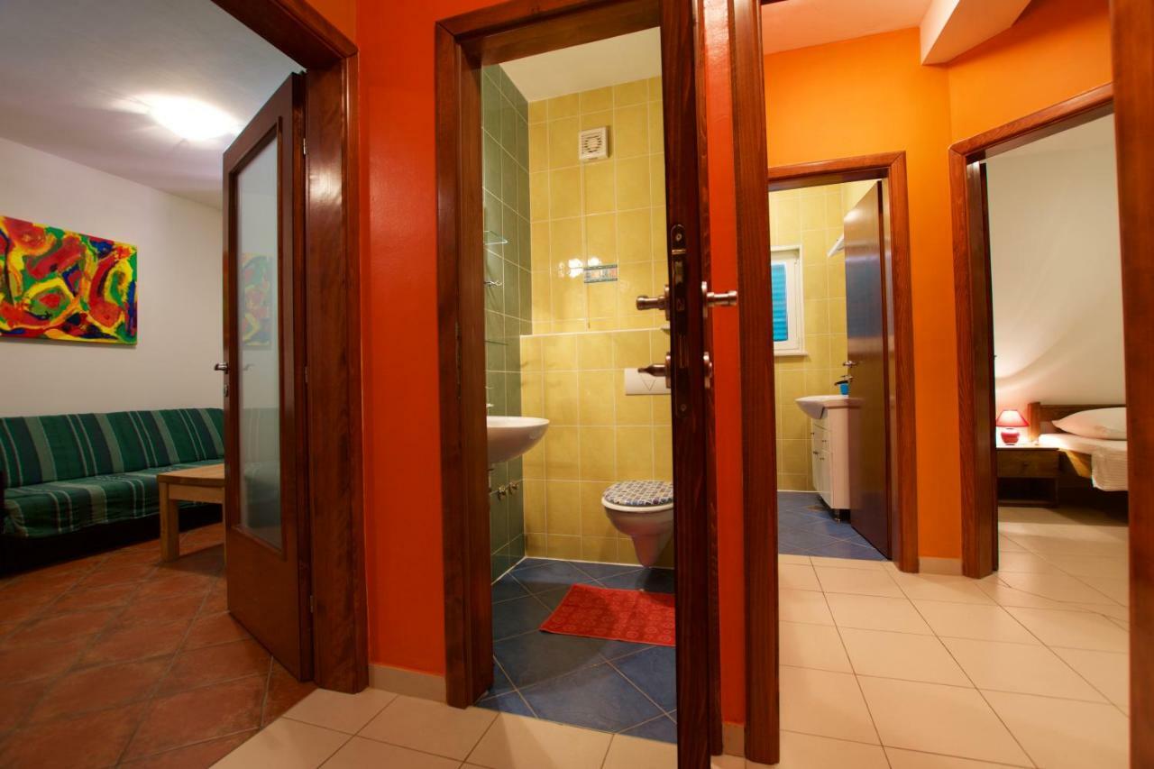 Hotel Pansion Hrga Vodice Exterior foto